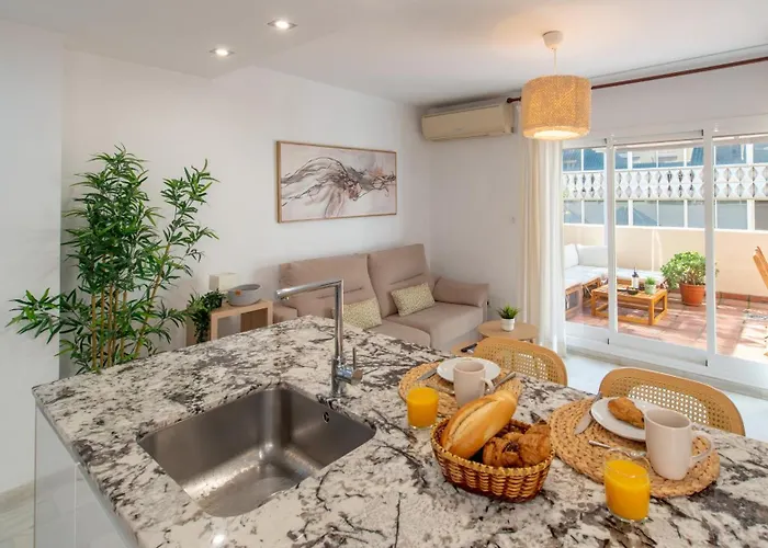Penthouse With Terrace In Marbella- Costa Del Sol ماربيا